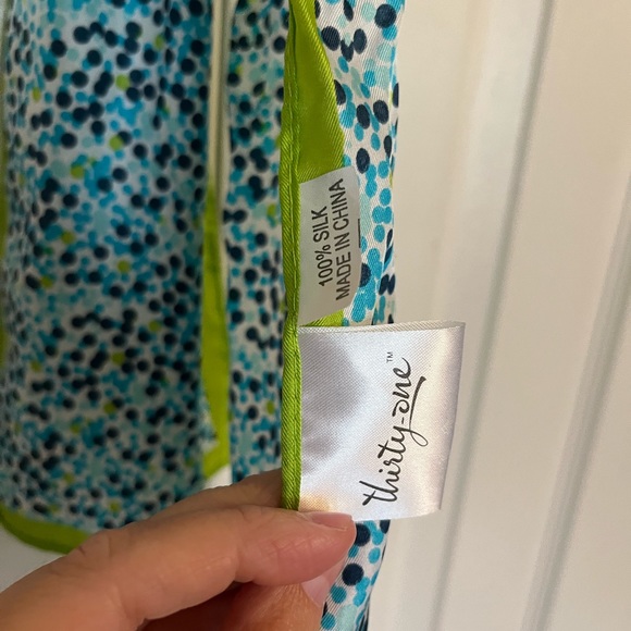 Thirty one scarf - Picture 2 of 3